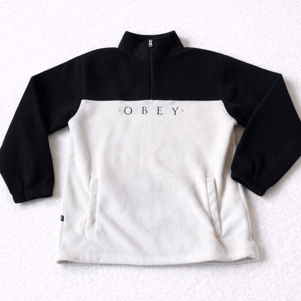 Obey Channel White &‎ Black Mock Neck Fleece Sweatshirt large